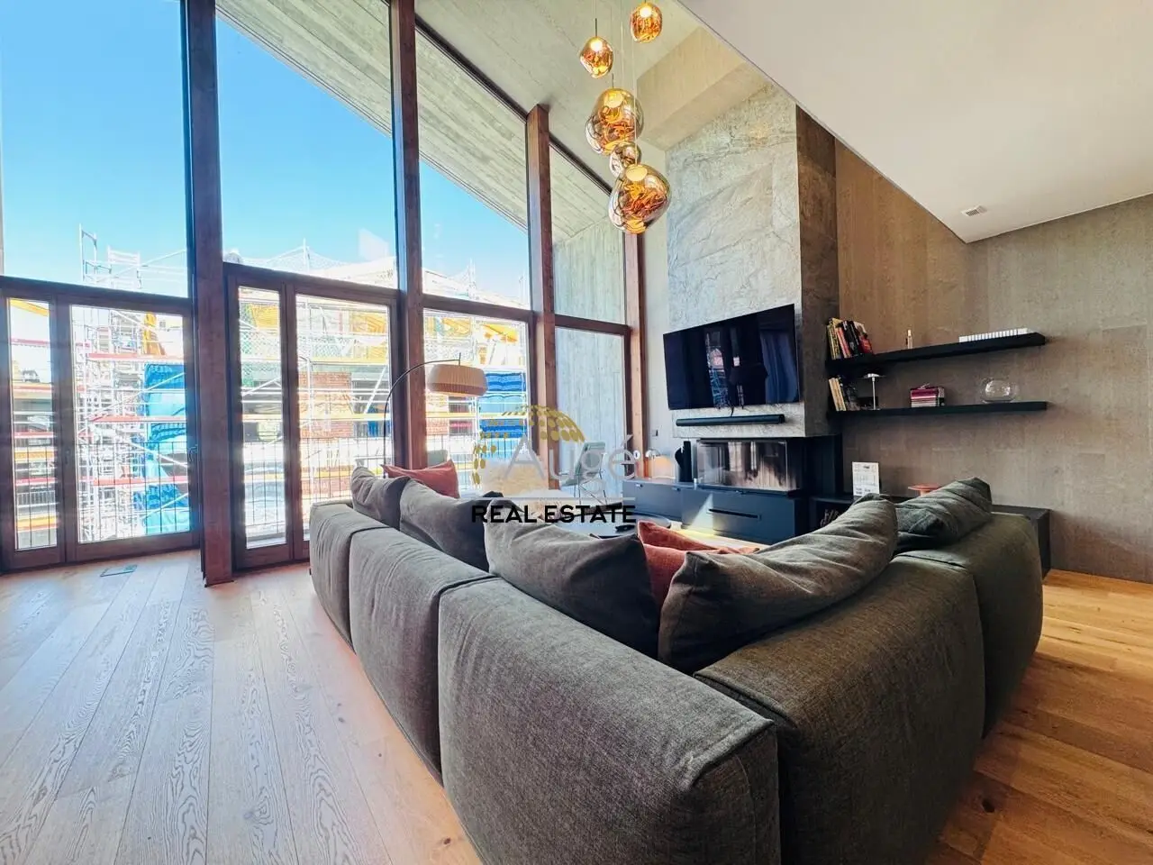 Apartamento de 4 habitaciones en Canillo, foto 1 de 57