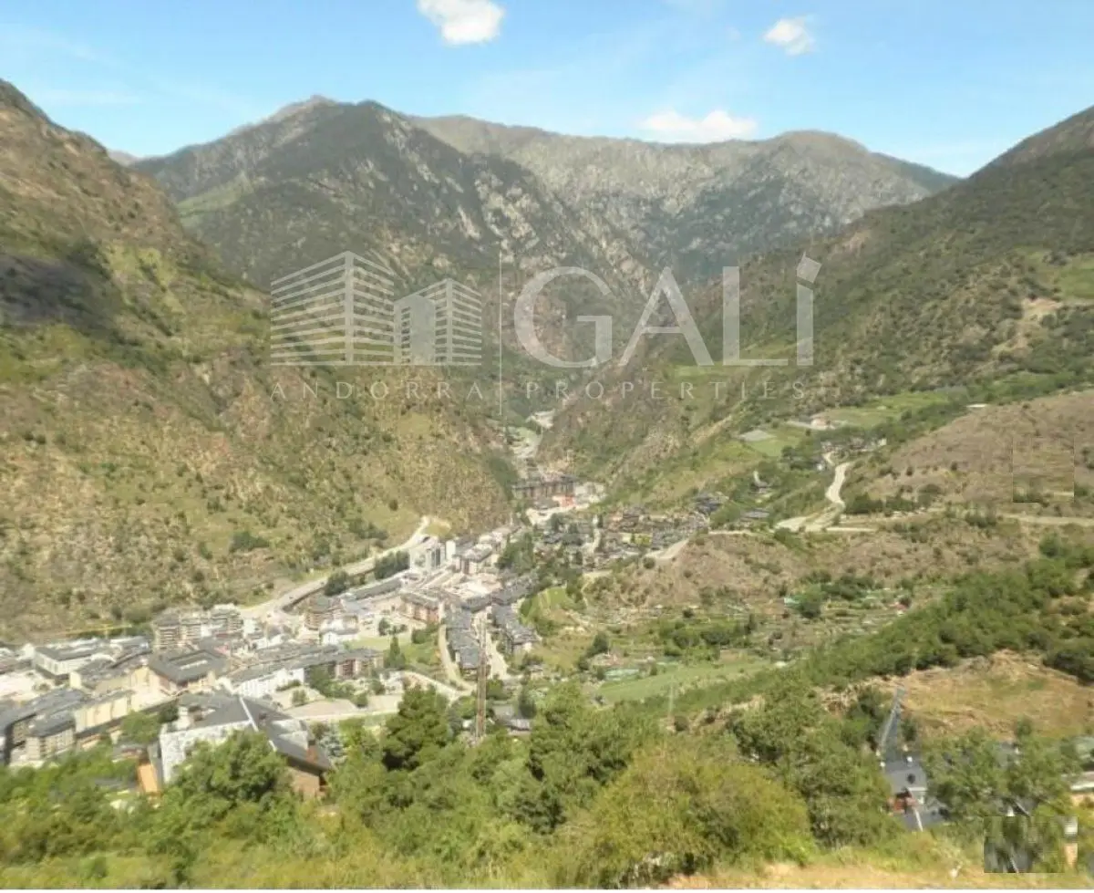 Terreno en Sant Julià de Lòria, foto 1 de 1