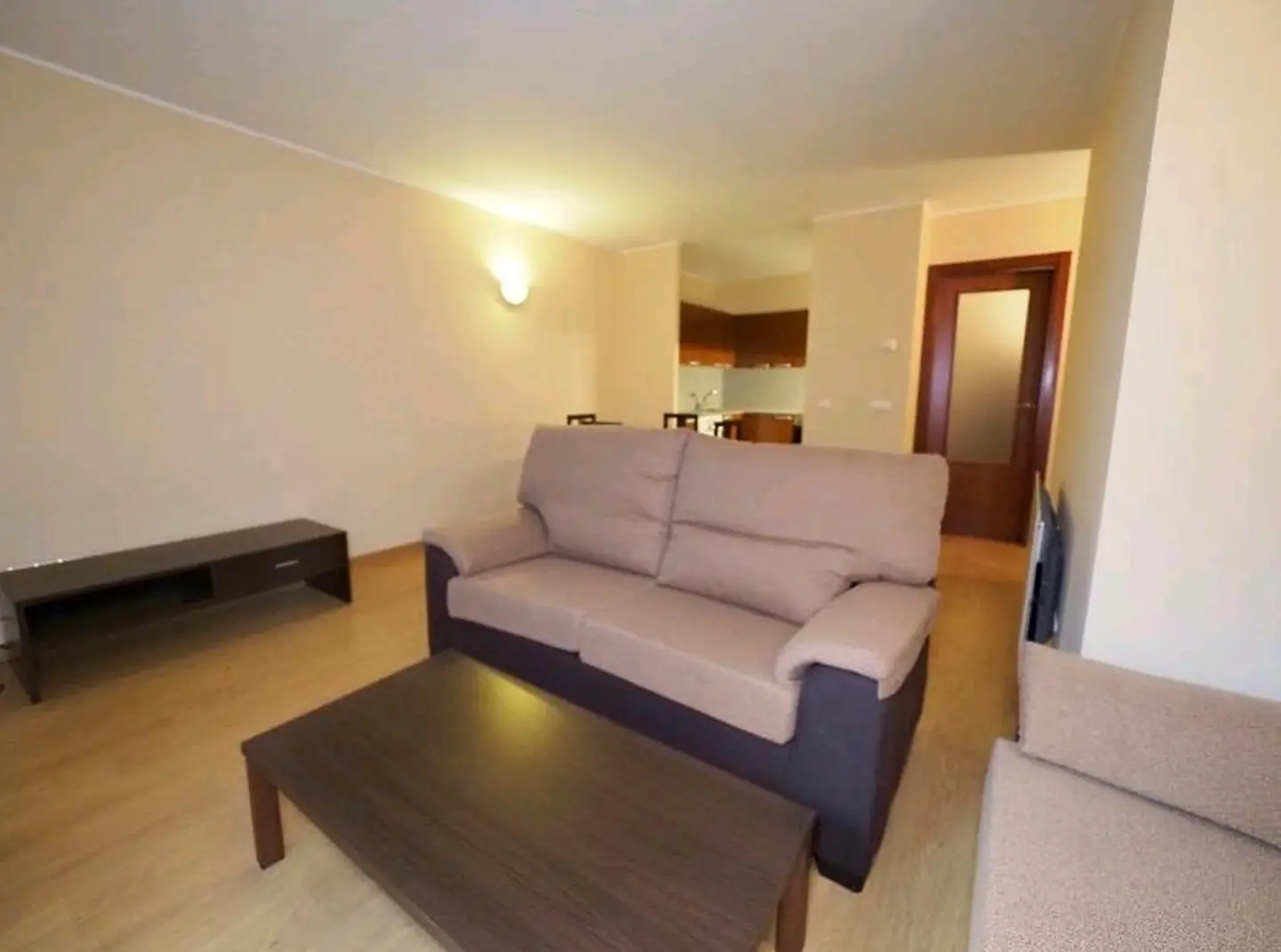 Piso de 3 habitaciones en Canillo, foto 1 de 14
