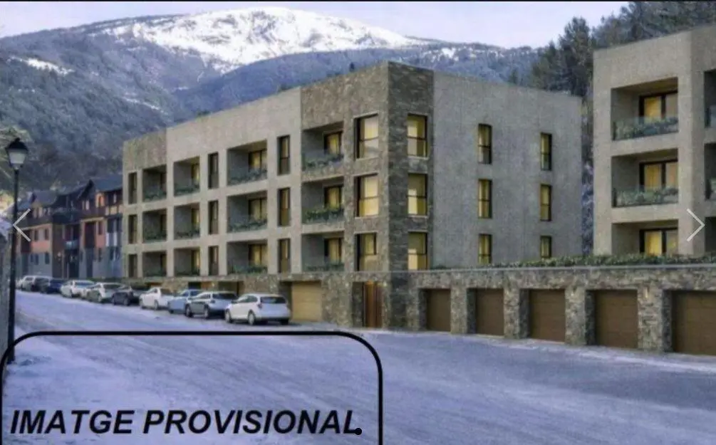 Apartamento de 3 habitaciones en Sant Julià de Lòria, foto 1 de 2