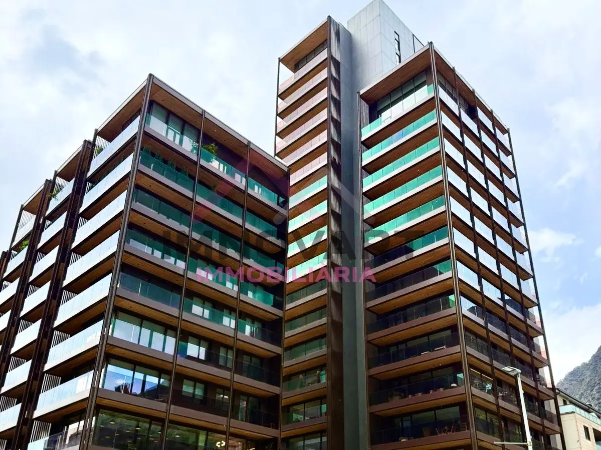 Piso de 3 habitaciones en Escaldes-Engordany, foto 1 de 10