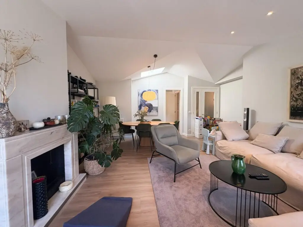 Apartamento de 3 habitaciones en Escaldes-Engordany, foto 1 de 1