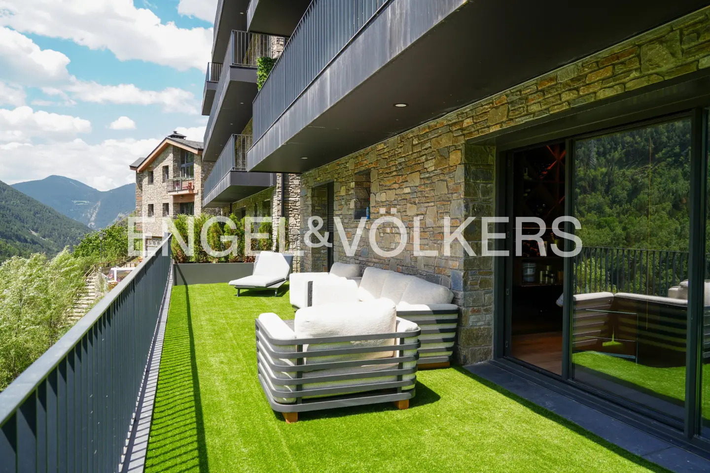 Piso de 4 habitaciones en Canillo, foto 1 de 41