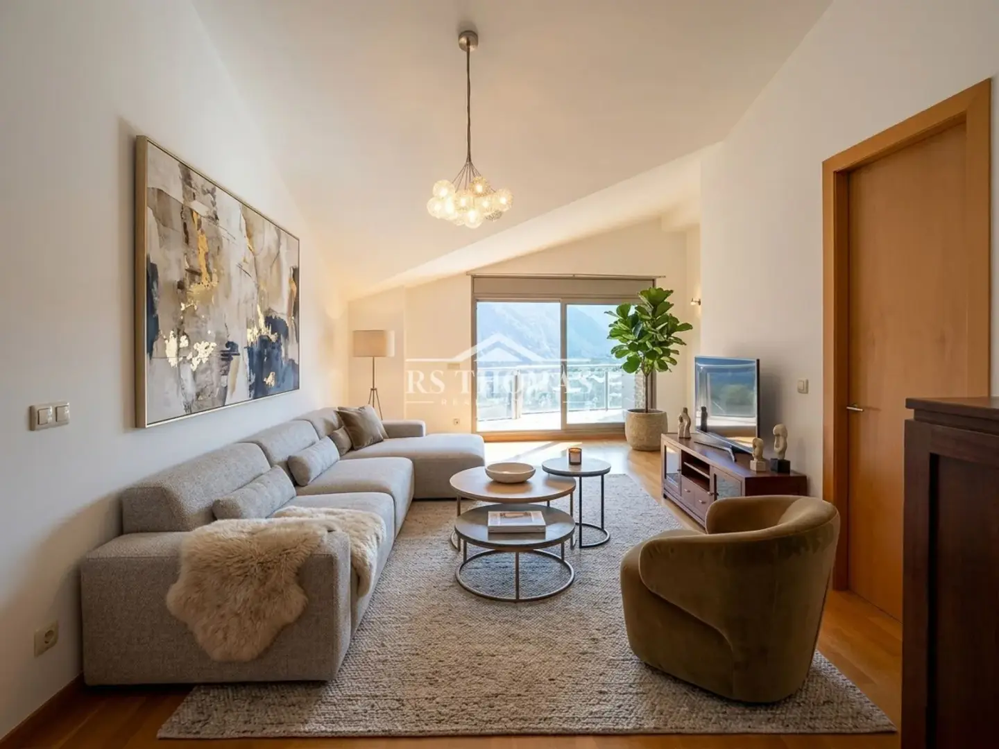 Apartament de 2 habitacions a Encamp, foto 1 de 32