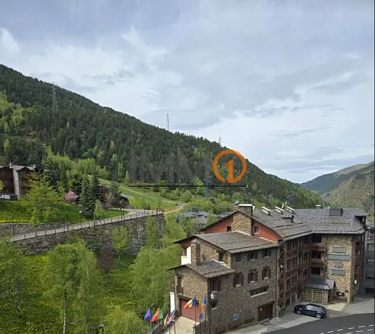 Apartamento de 3 habitaciones en Canillo, foto 1 de 17