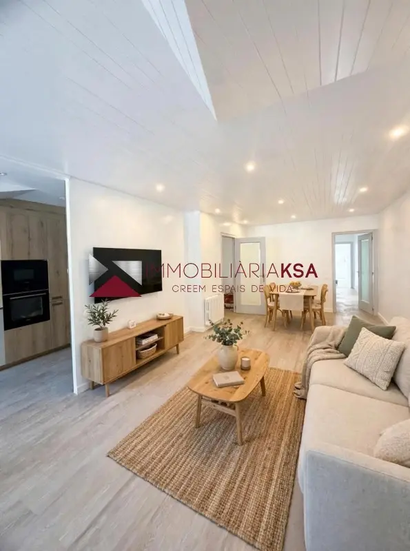 Apartamento de 3 habitaciones en Andorra la Vella, foto 1 de 10