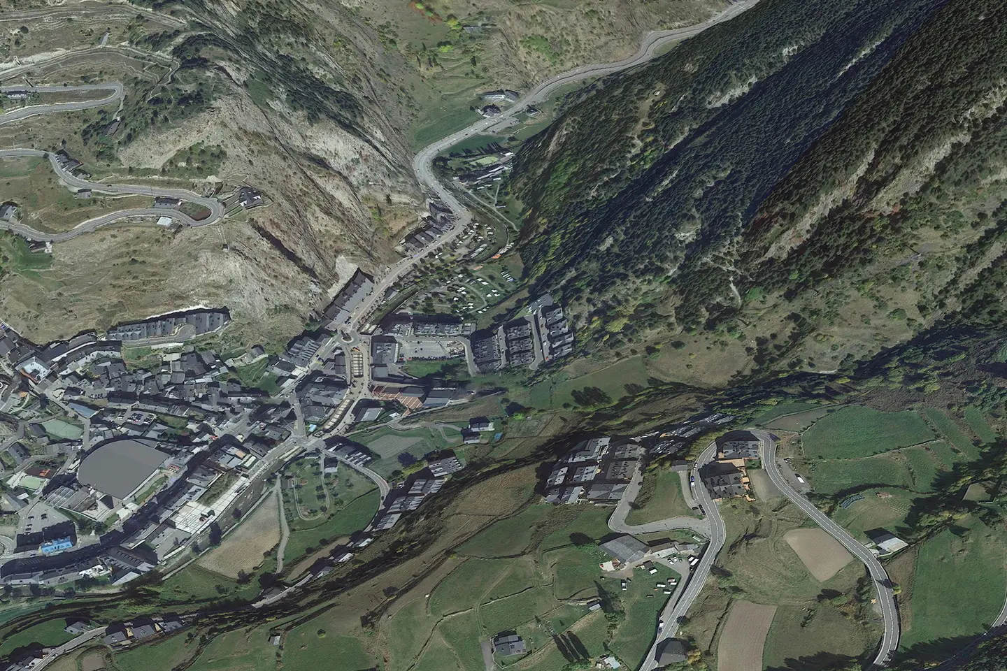 Terreno en Canillo, foto 1 de 6