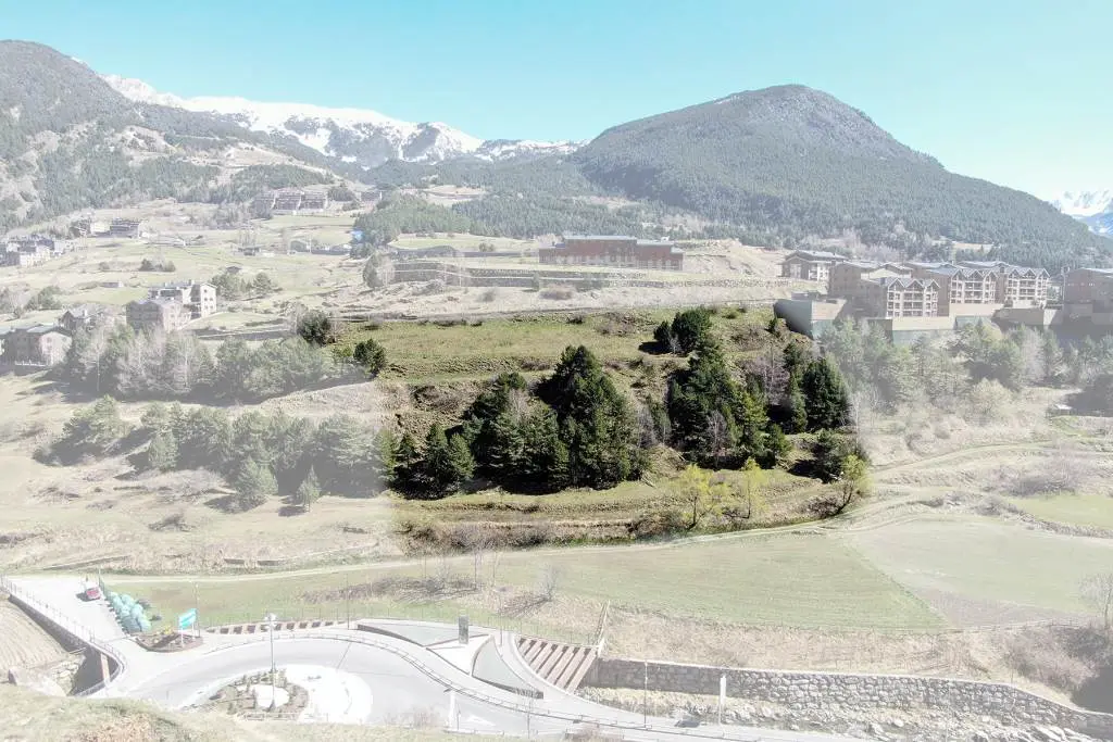 Terreno en Canillo, foto 1 de 8