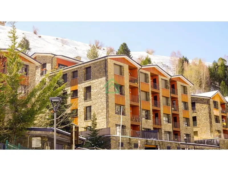 Piso de 2 habitaciones en Canillo, foto 3 de 16