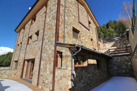 Otro de 4 habitaciones en Canillo, foto 4 de 29