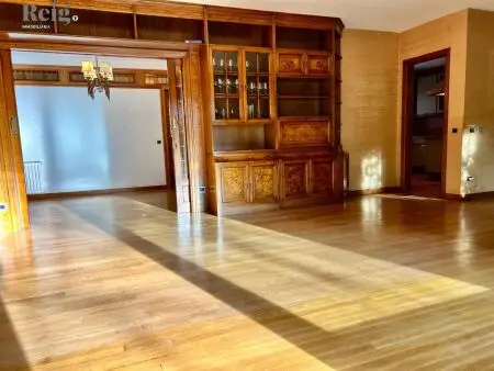 Autre de 4 chambres à Sant Julià de Lòria, photo 8 sur 40
