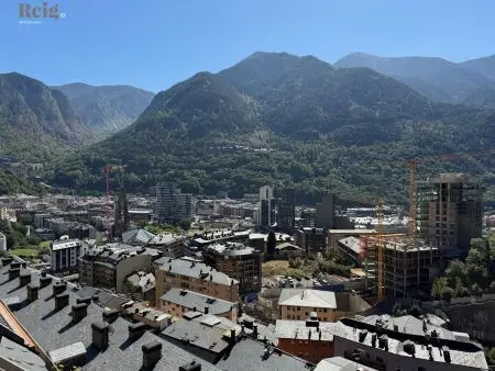 Autre de 3 chambres à Escaldes-Engordany, photo 2 sur 17
