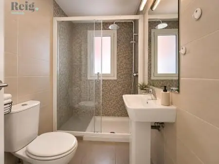 Flat with 2 bedrooms in Escaldes-Engordany, photo 11 of 17
