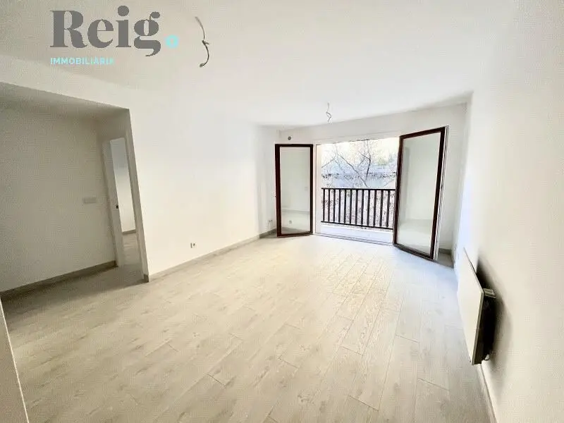 Flat with 2 bedrooms in Sant Julià de Lòria, photo 1 of 10