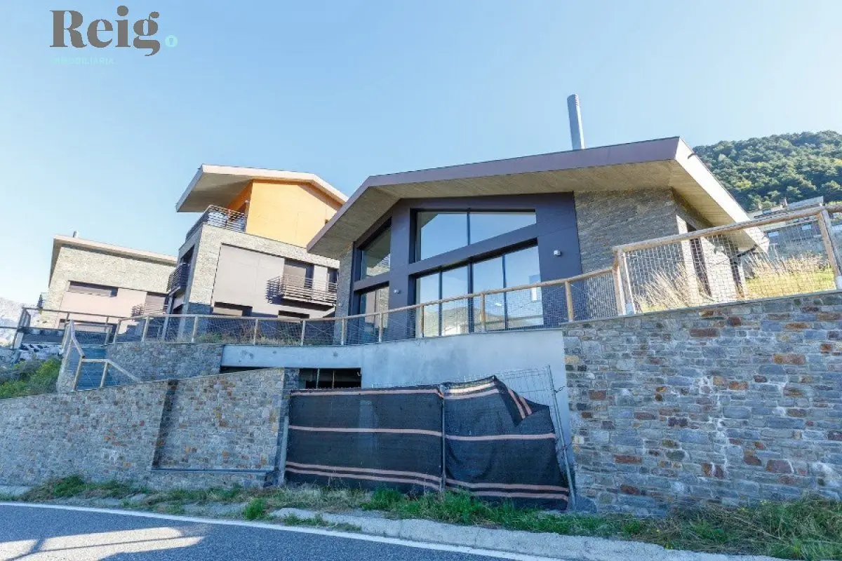Altre de 4 habitacions a Sant Julià de Lòria, foto 1 de 14