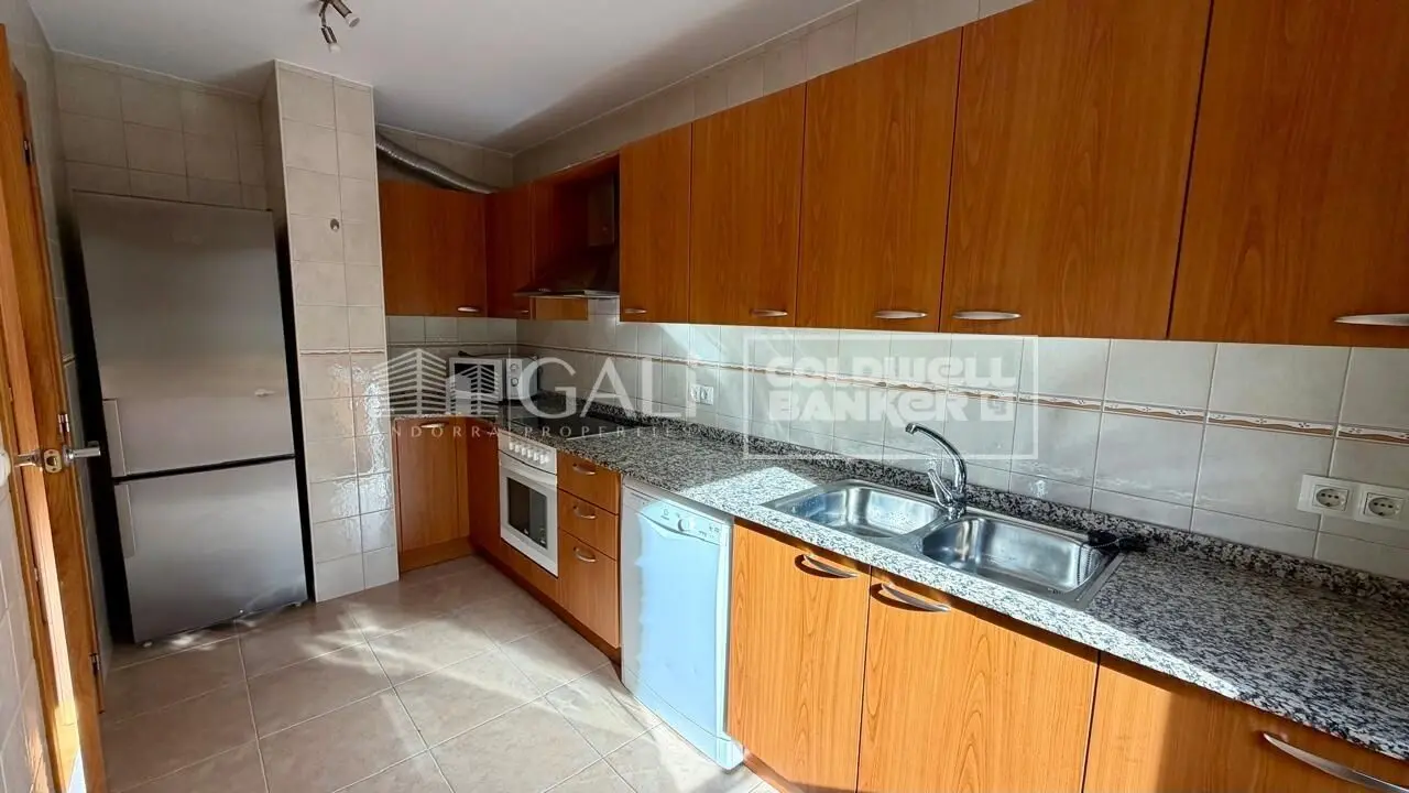 Flat with 3 bedrooms in Encamp, photo 8 of 14