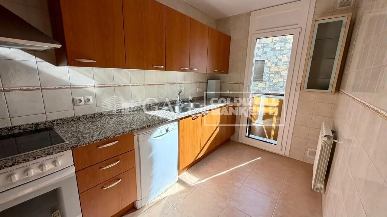 Flat with 3 bedrooms in Encamp, photo 9 of 14