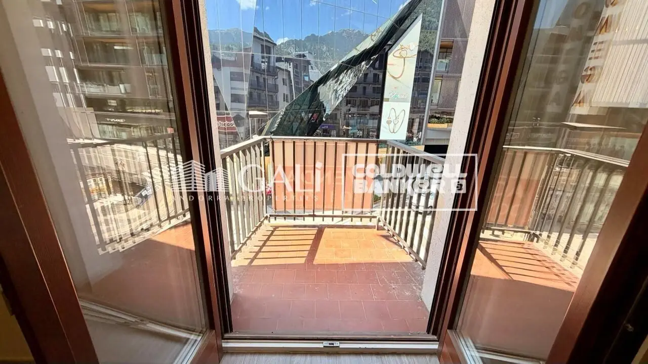 Piso de 2 habitaciones en Andorra la Vella, foto 7 de 14