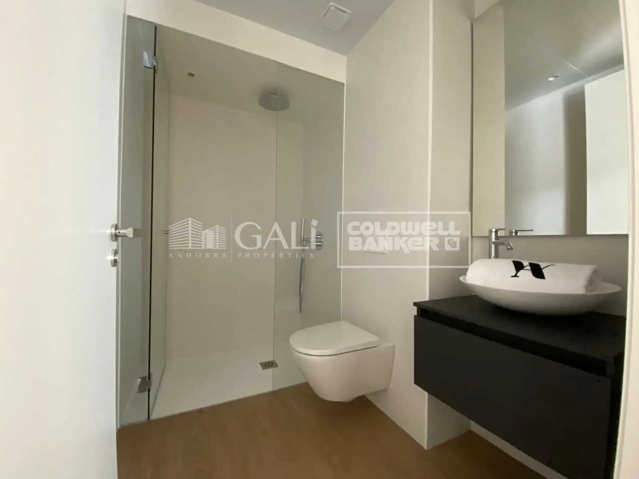 Piso de 2 habitaciones en Andorra la Vella, foto 12 de 14