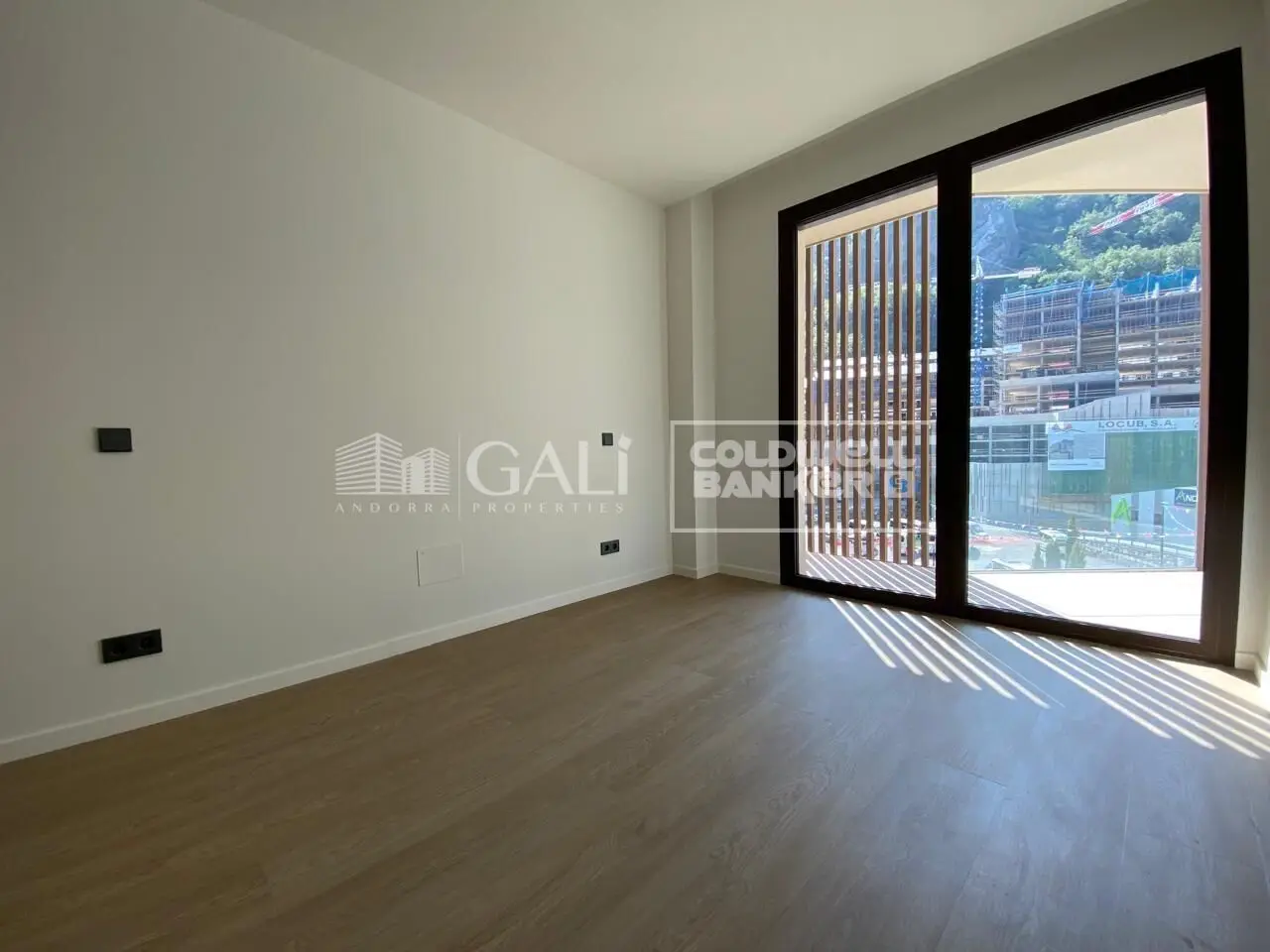 Piso de 2 habitaciones en Andorra la Vella, foto 8 de 14