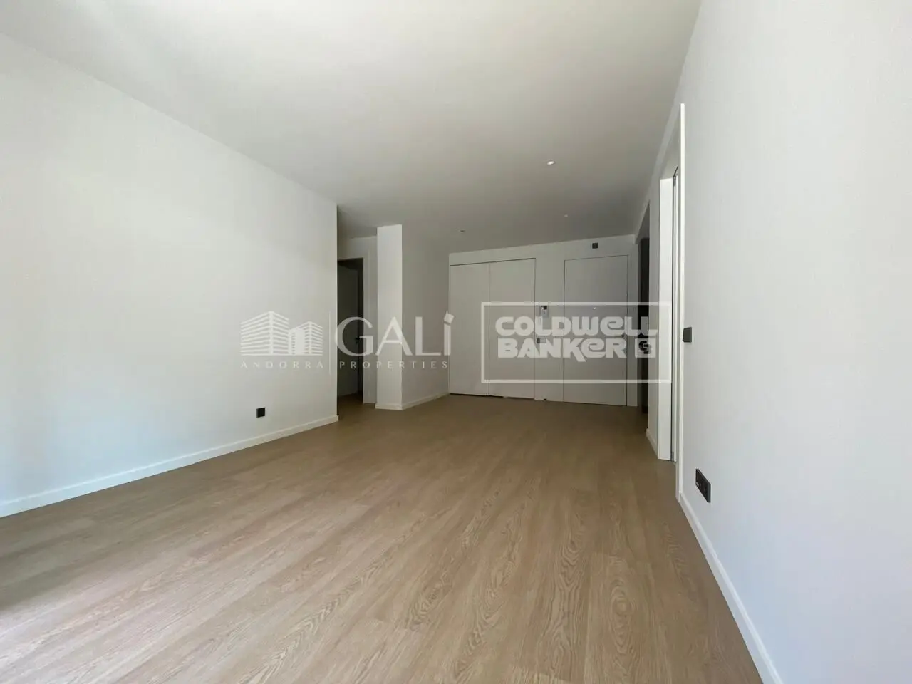 Piso de 2 habitaciones en Andorra la Vella, foto 9 de 14