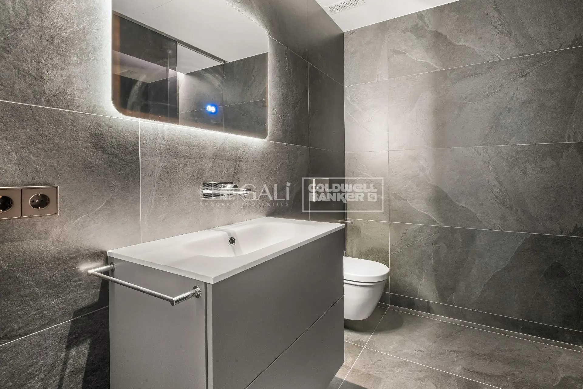 Piso de 3 habitaciones en Andorra la Vella, foto 23 de 28