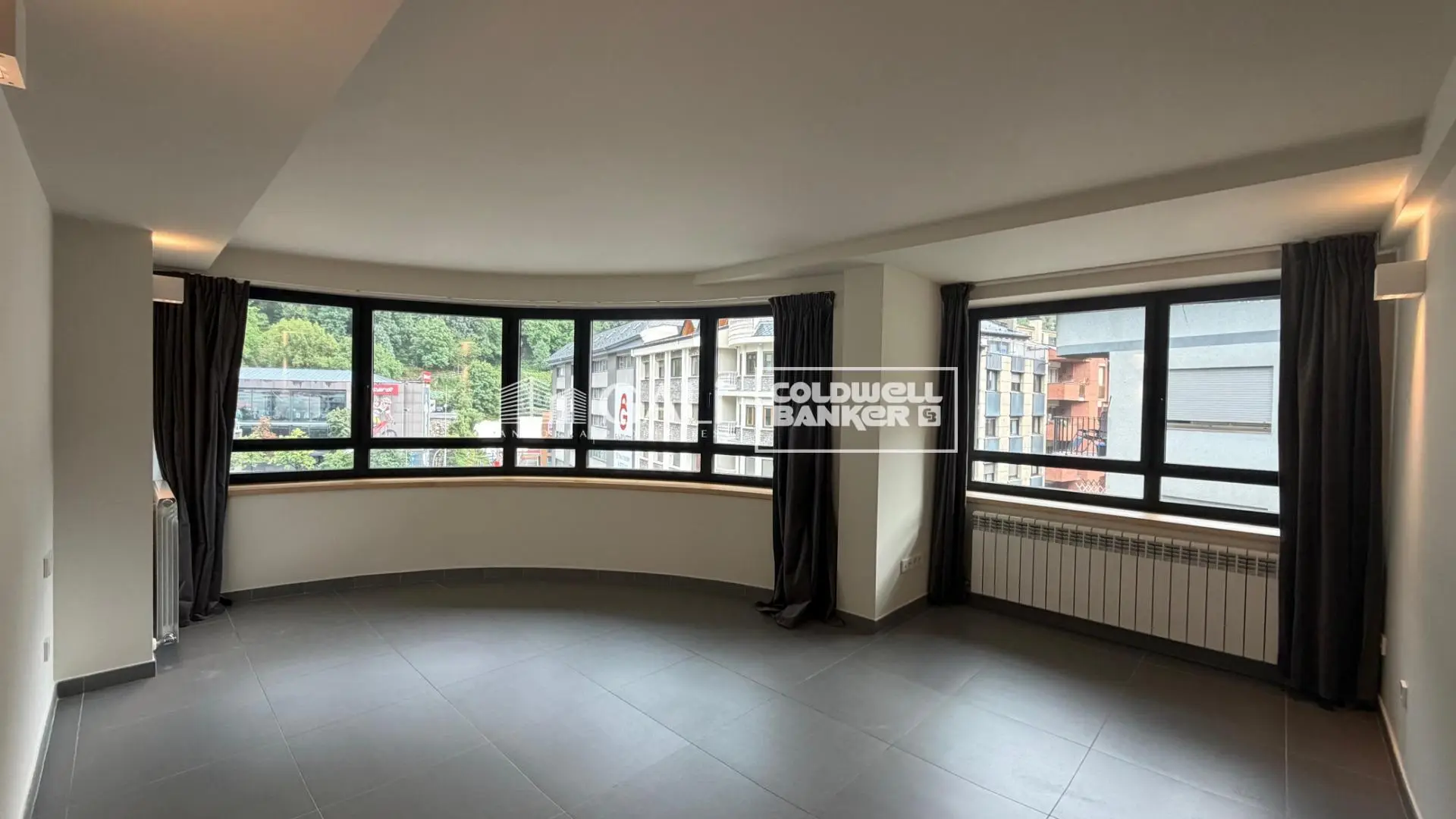 Piso de 2 habitaciones en Andorra la Vella, foto 9 de 14