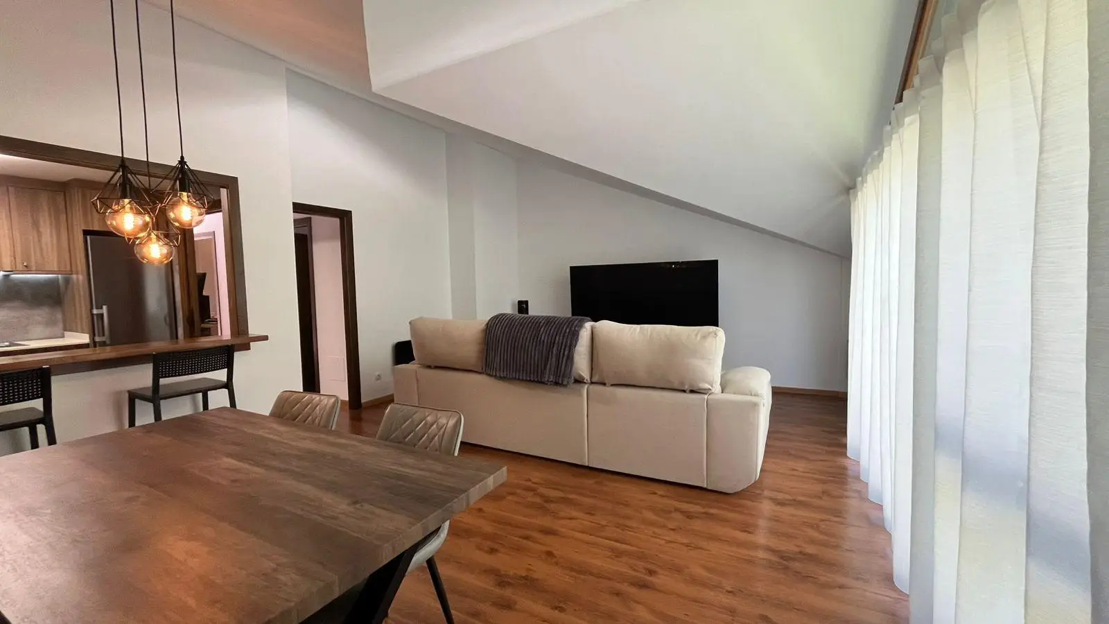 Apartamento de 2 habitaciones en Ordino, foto 1 de 14