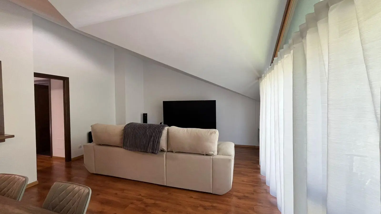 Apartamento de 2 habitaciones en Ordino, foto 2 de 14