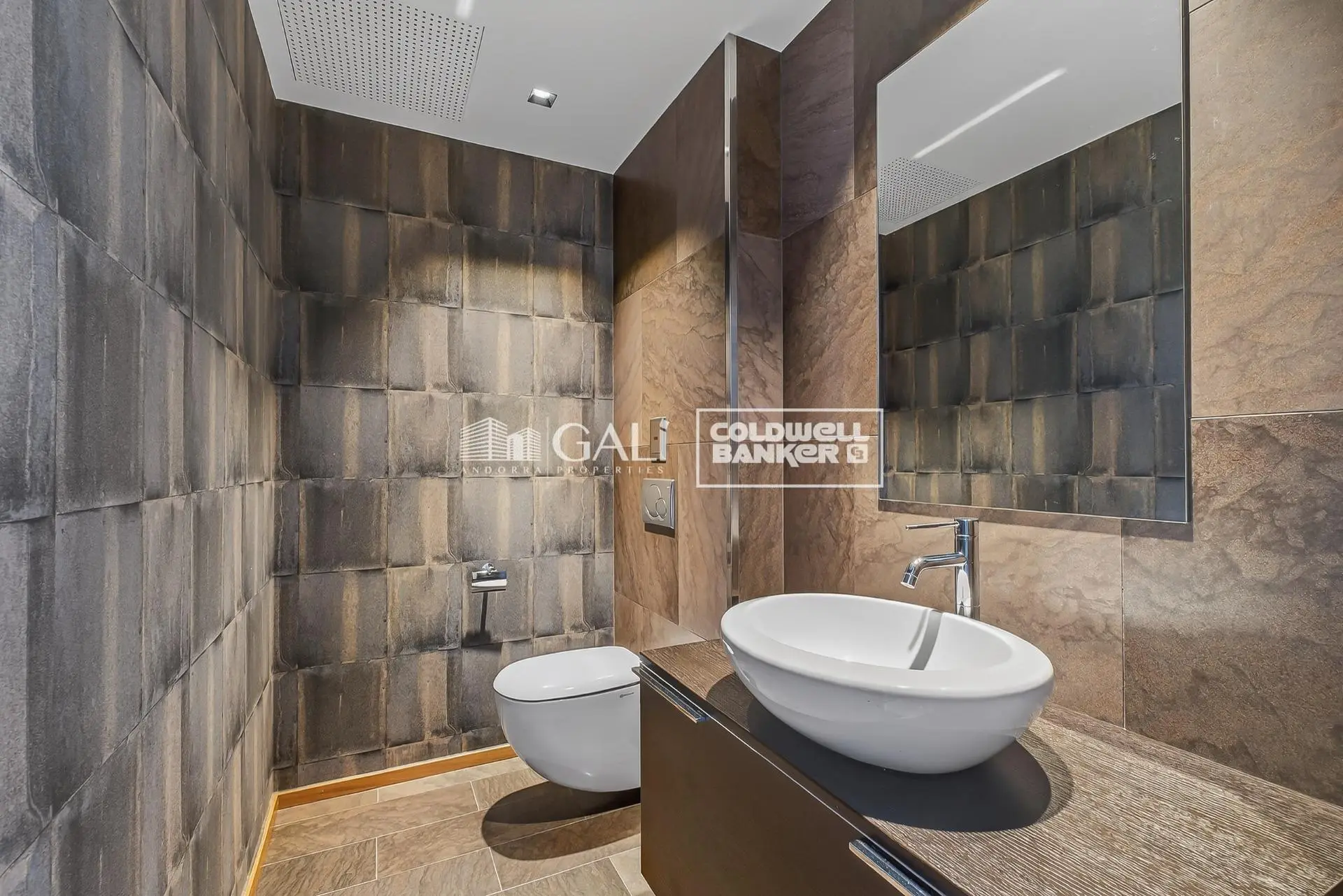 Apartamento de 4 habitaciones en Andorra la Vella, foto 11 de 14