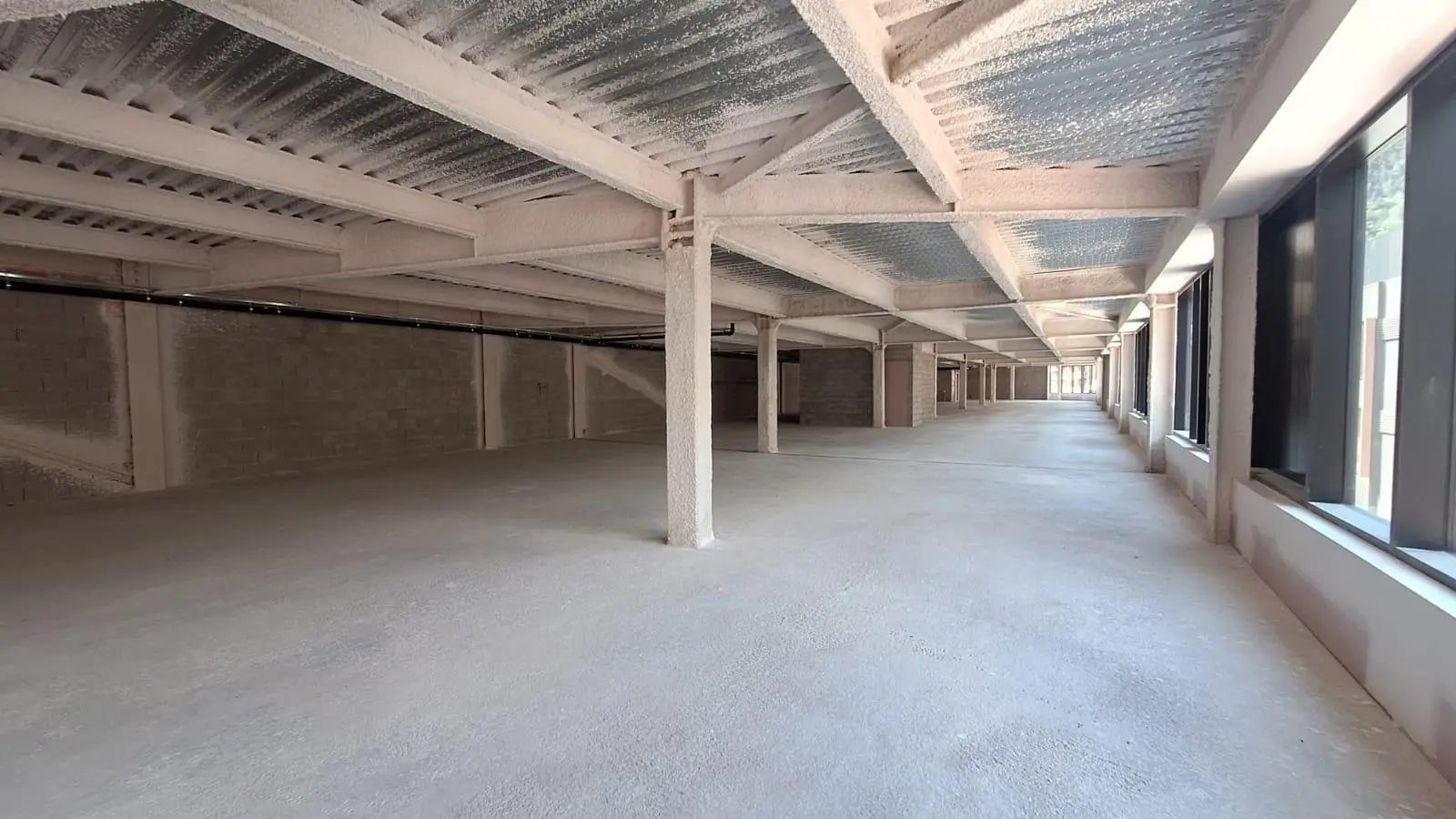Commercial unit in Andorra la Vella, photo 13 of 14