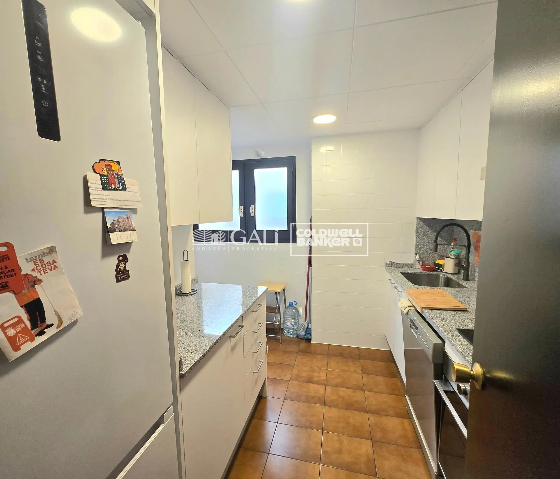 Apartamento de 4 habitaciones en Andorra la Vella, foto 6 de 14