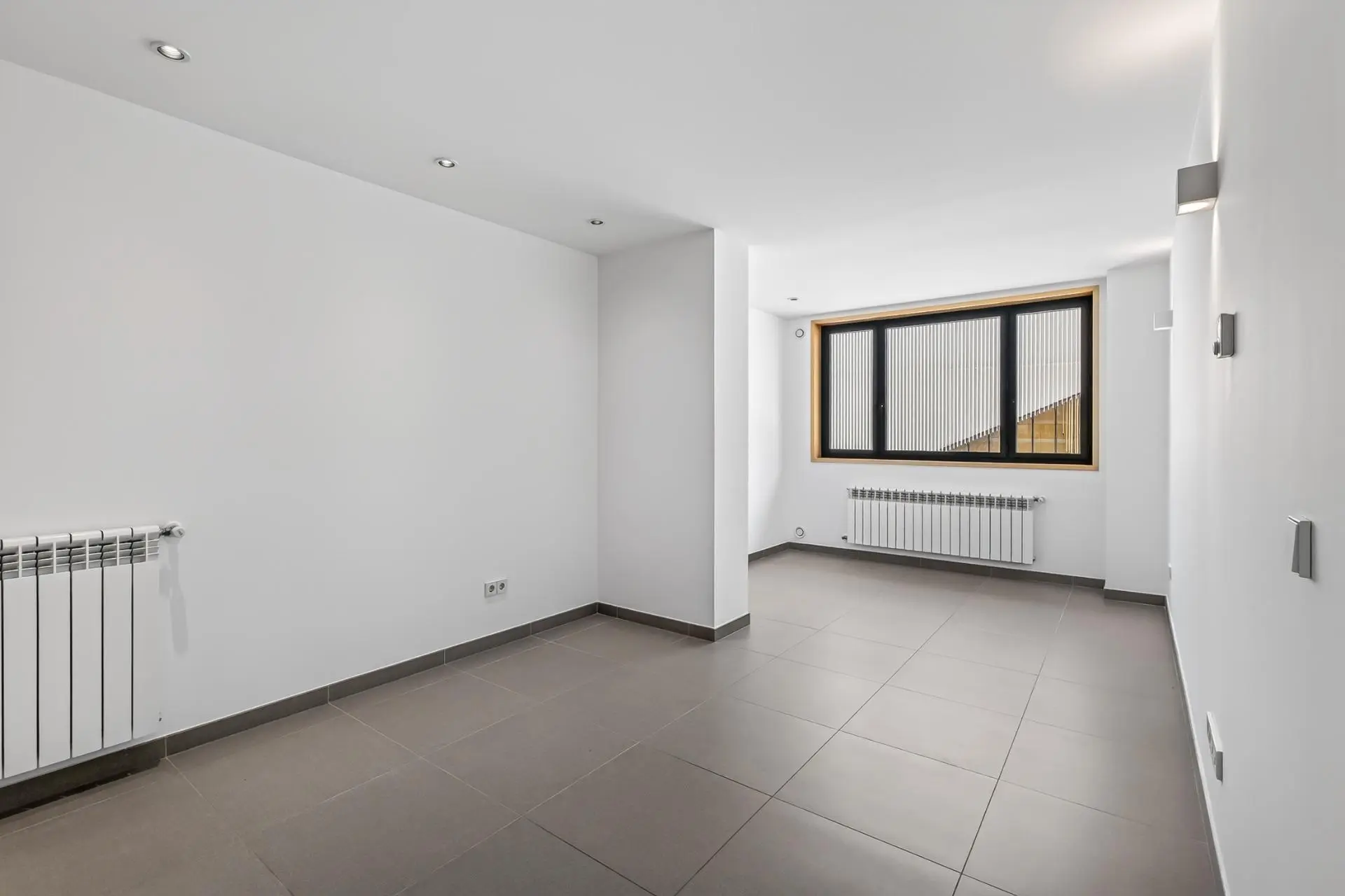 Piso de 1 habitación en Andorra la Vella, foto 2 de 28