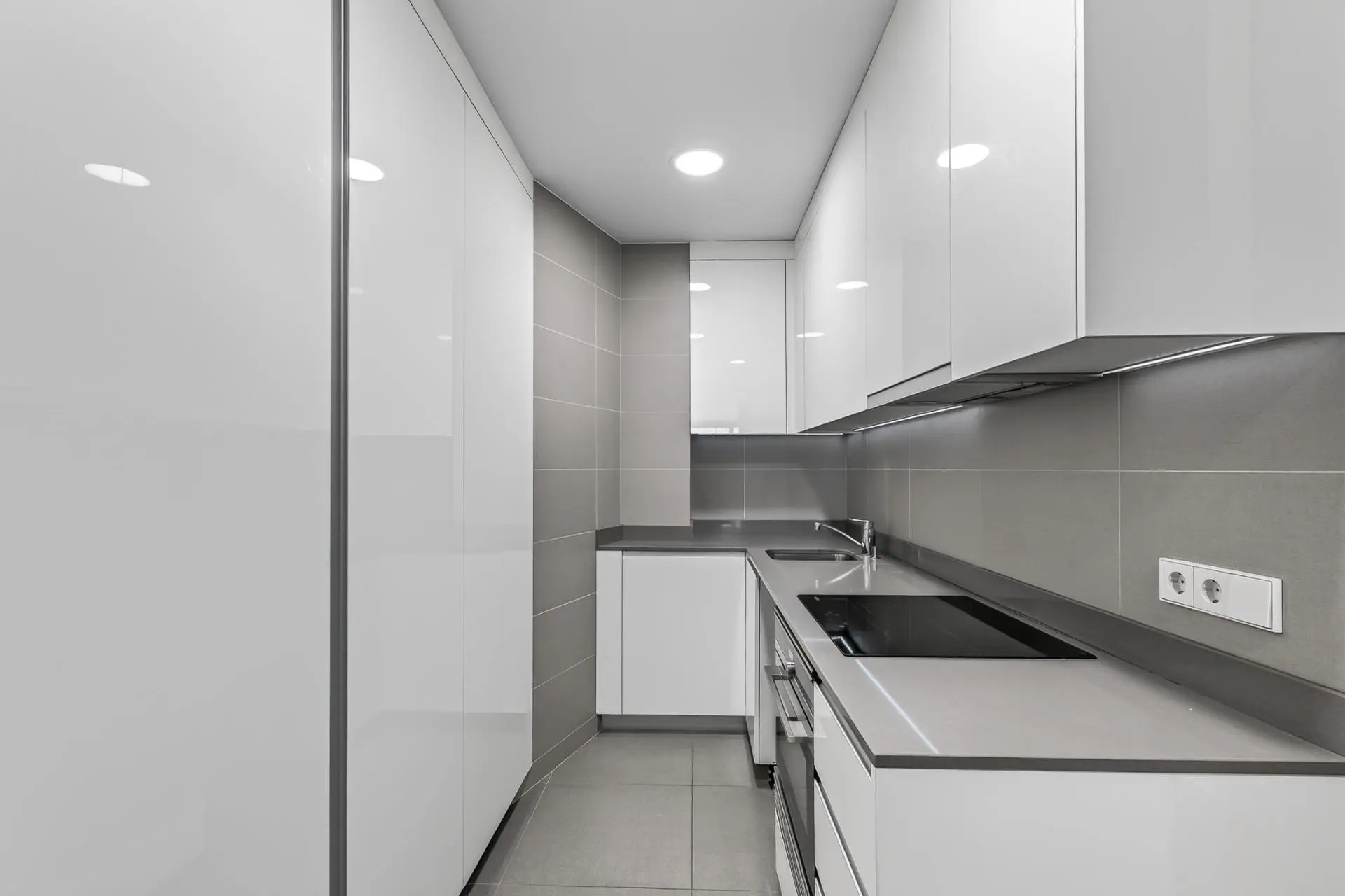 Piso de 1 habitación en Andorra la Vella, foto 9 de 28
