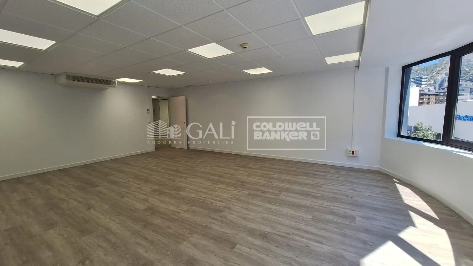Commercial unit in Andorra la Vella, photo 20 of 23