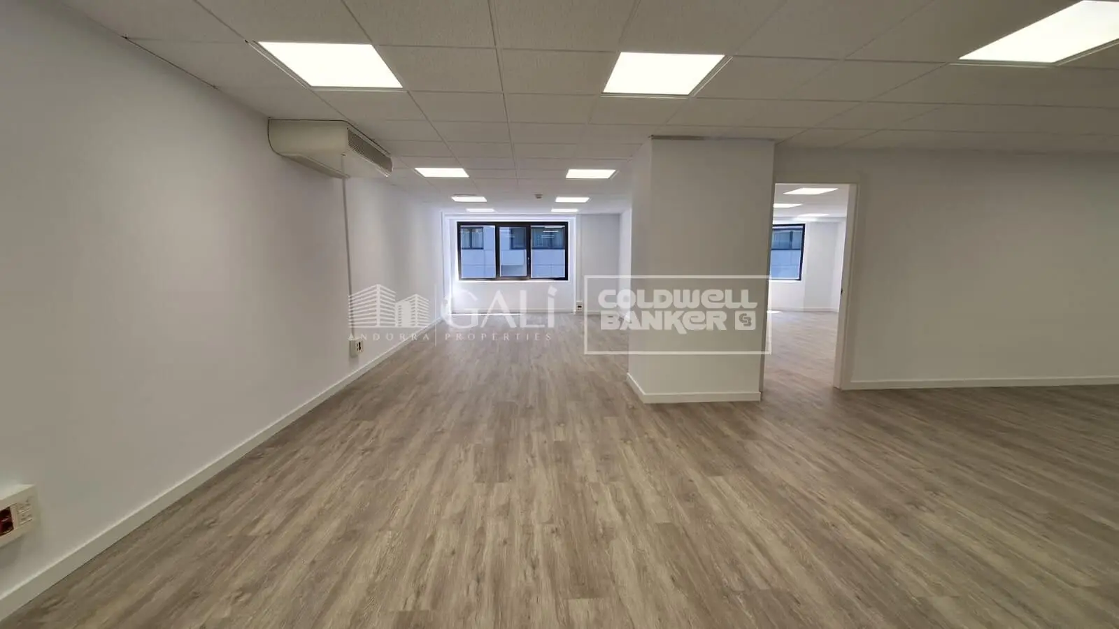 Commercial unit in Andorra la Vella, photo 5 of 23