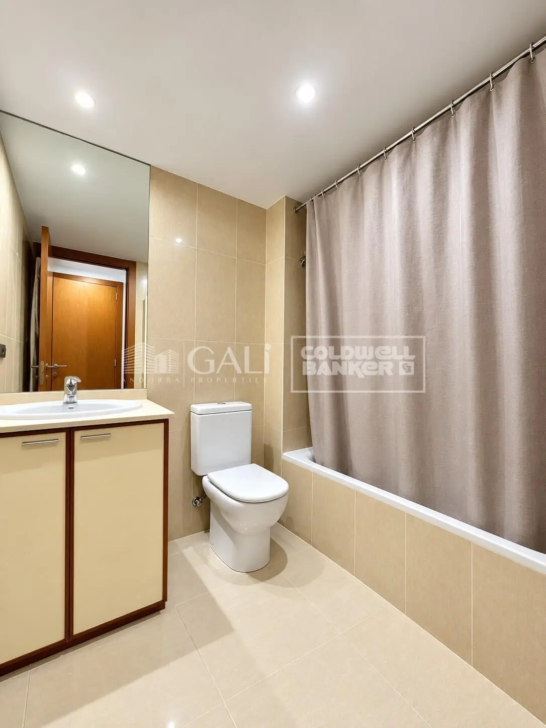 Piso de 1 habitación en La Massana, foto 7 de 10