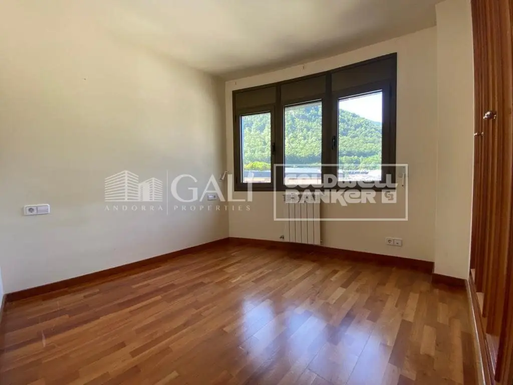 Piso de 3 habitaciones en Andorra la Vella, foto 12 de 14