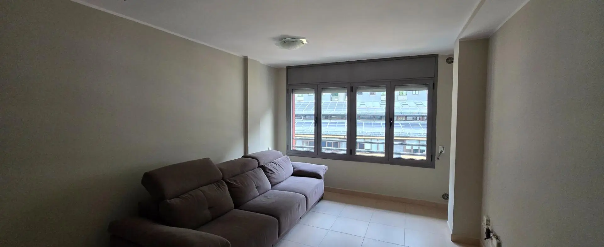 Appartement de 2 chambres à Andorra la Vella, photo 2 sur 27