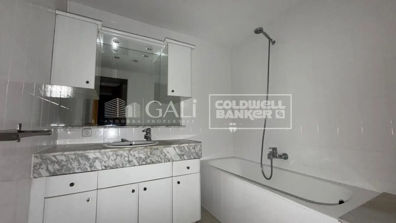 Flat with 2 bedrooms in La Massana, photo 10 of 14