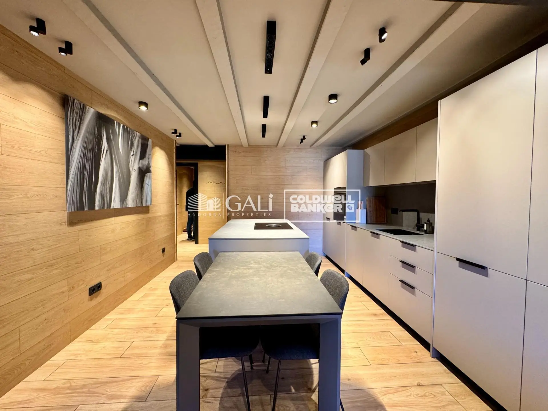 Piso de 3 habitaciones en Canillo, foto 6 de 14