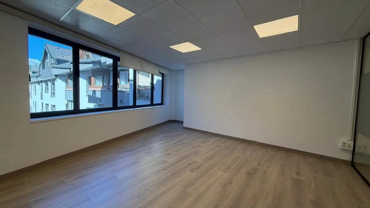 Commercial unit in Andorra la Vella, photo 12 of 14
