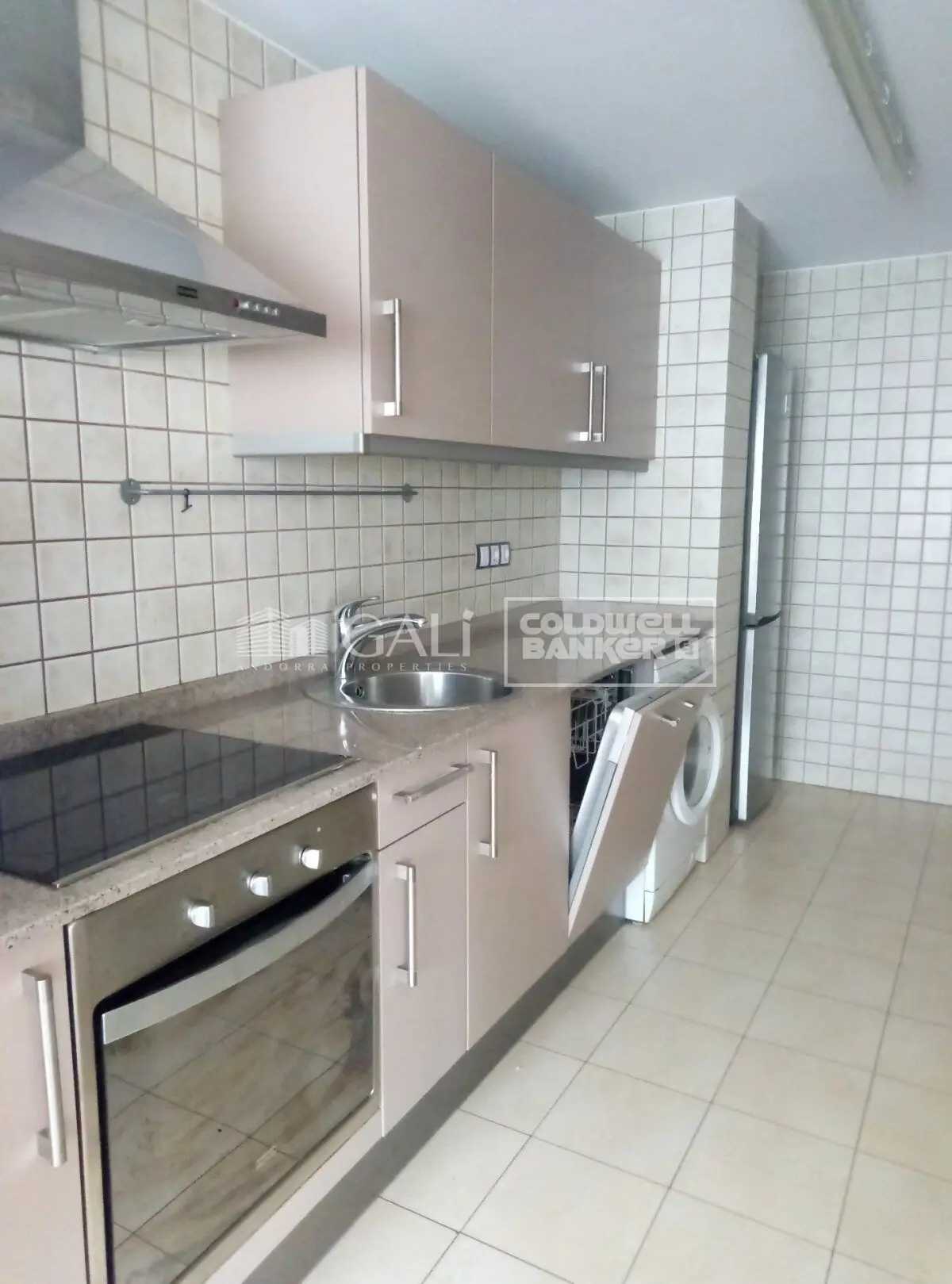 Flat with 2 bedrooms in Canillo, photo 4 of 14