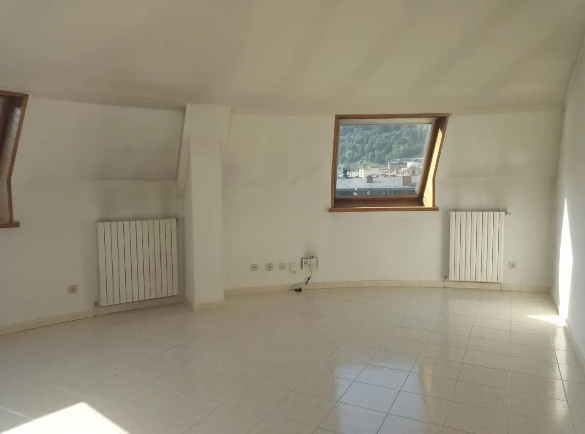 Piso de 3 habitaciones en Escaldes-Engordany, foto 4 de 14