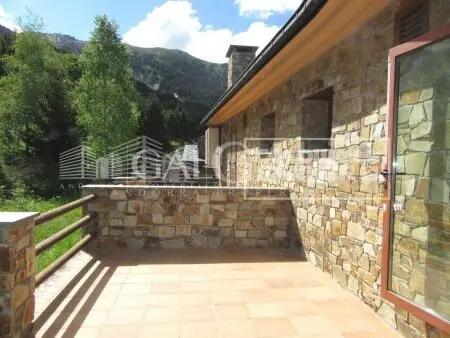 Otro de 4 habitaciones en Canillo, foto 31 de 67