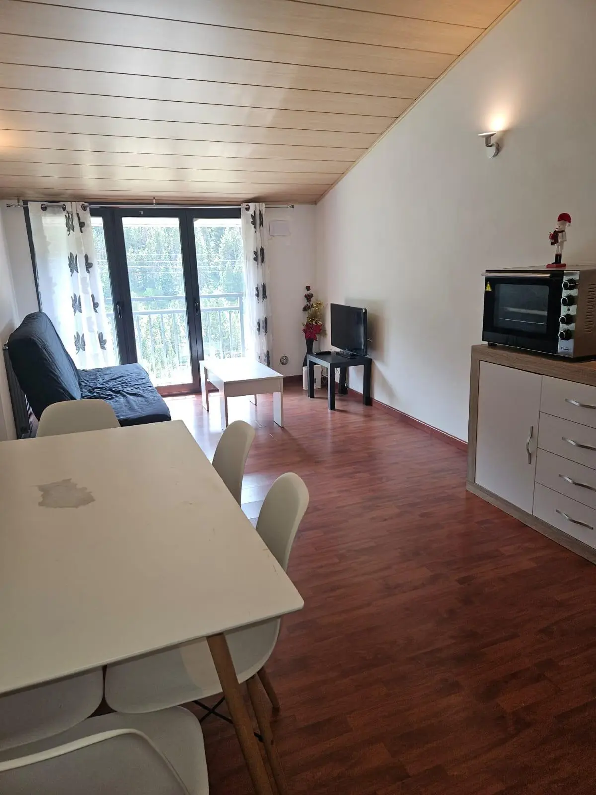 Piso de 1 habitación en Canillo, foto 1 de 14