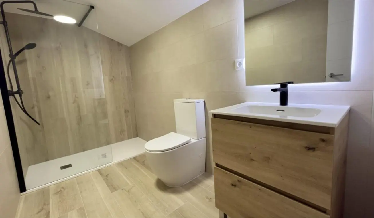 Apartment with 2 bedrooms in Encamp, photo 9 of 14