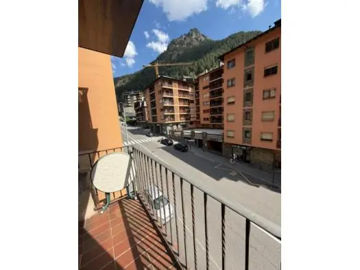 Piso de 1 habitación en La Massana, foto 1 de 1