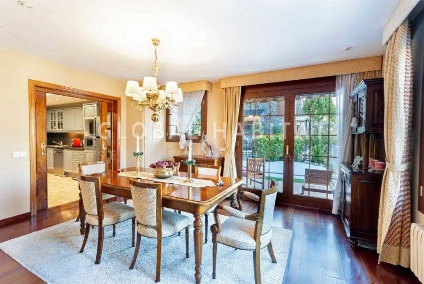Xalet de 3 habitacions a Sant Julià de Lòria, foto 2 de 28