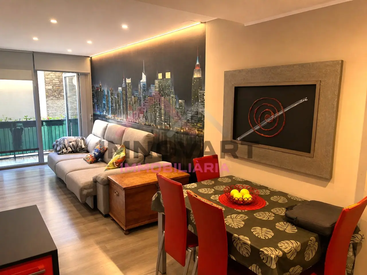 Piso de 2 habitaciones en Andorra la Vella, foto 1 de 22